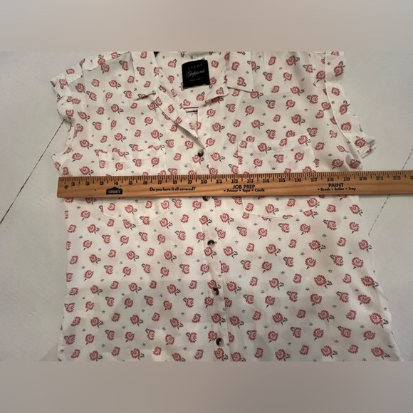 JACHS “GIRLFRIEND” COLLECTION BLOUSE. SIZE SMALL. OFF WHITE. W/ DESIGNS. - Picture 7 of 9